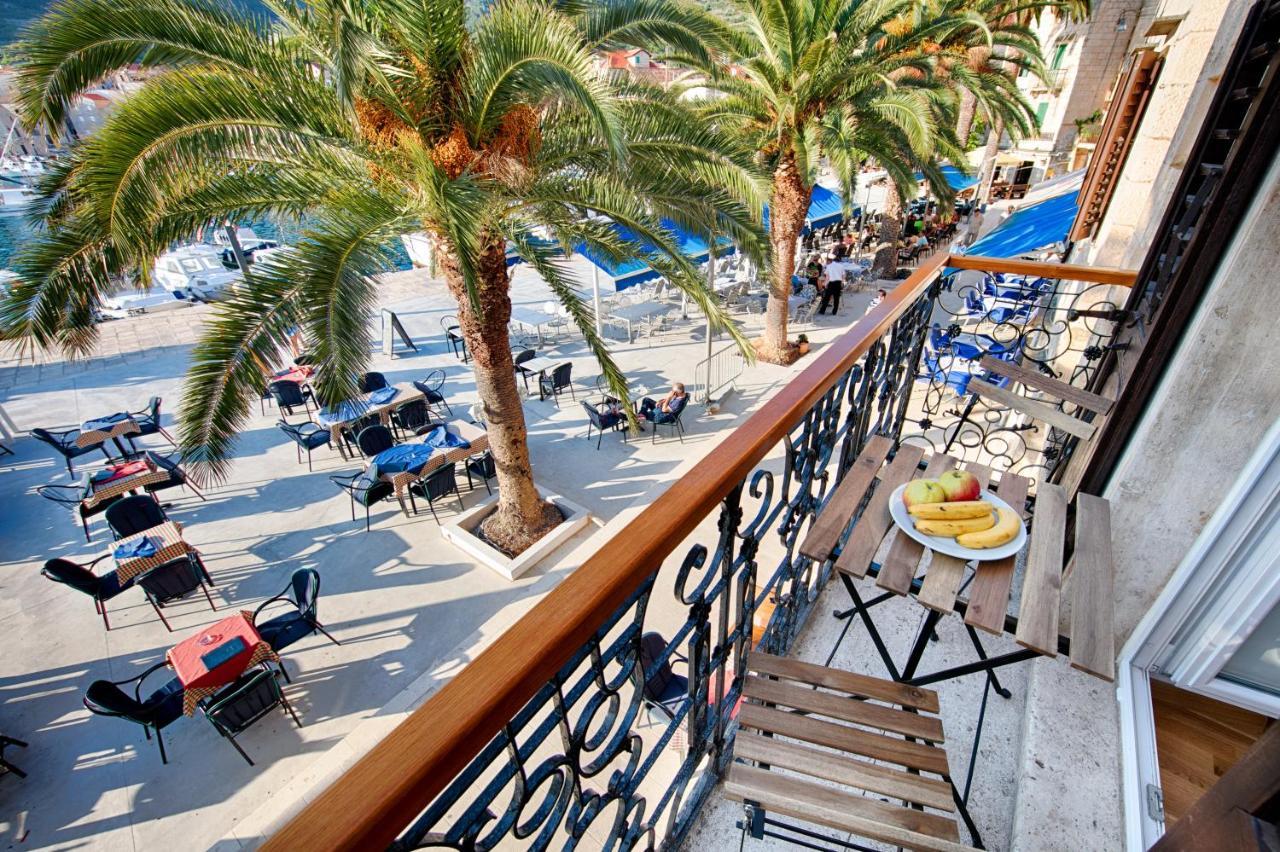 Seafront Rooms Koluna Komiža 外观 照片