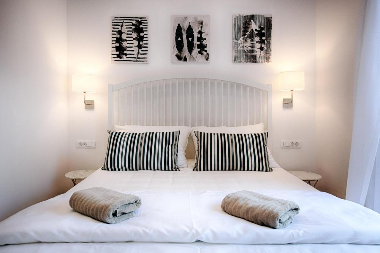 Seafront Rooms Koluna Komiža 外观 照片
